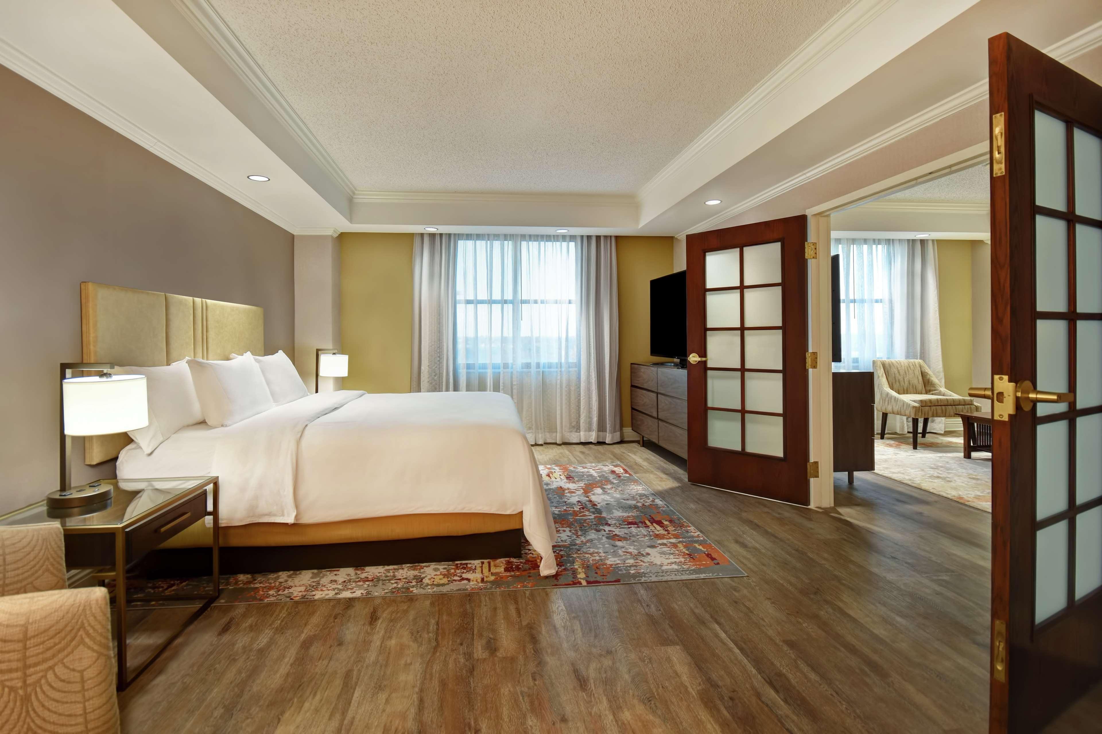 Embassy Suites Little Rock Eksteriør billede