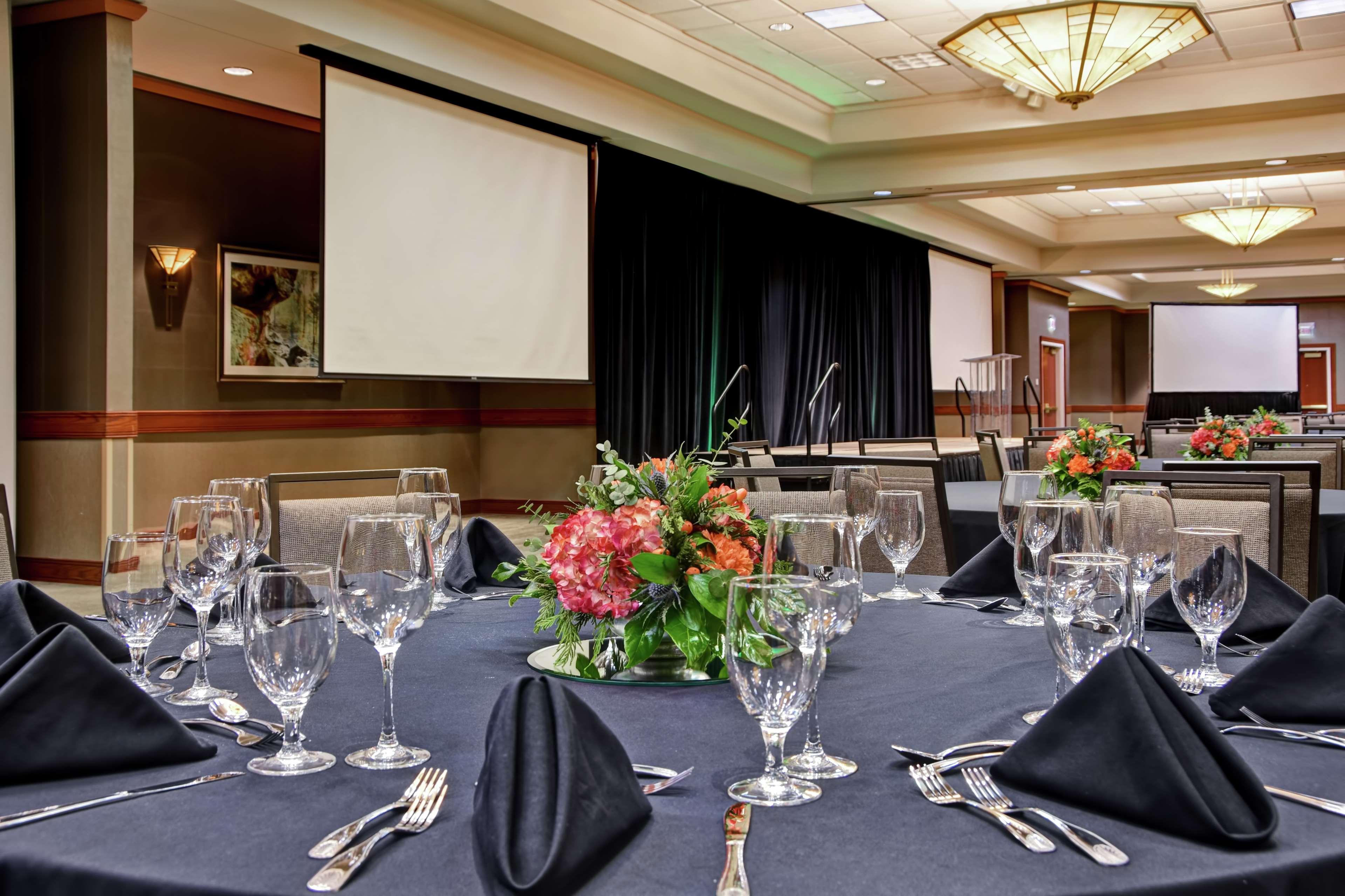 Embassy Suites Little Rock Eksteriør billede